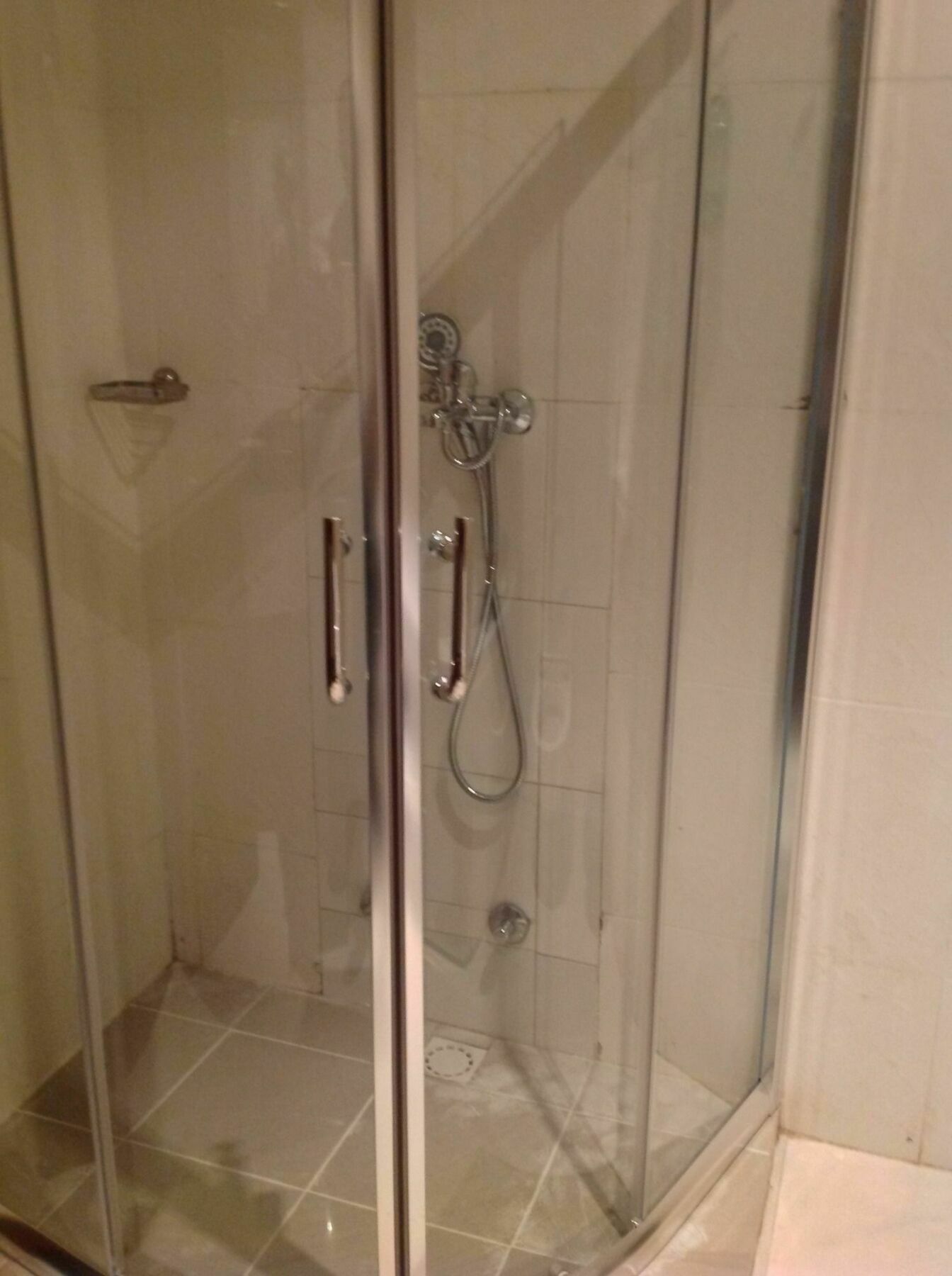 אואגדוגו Palace Hotel מראה חיצוני תמונה